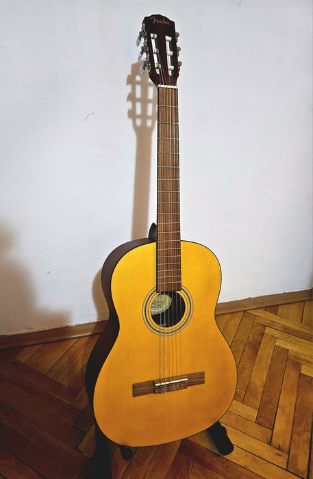 Chitară acustică, clasică  Fender