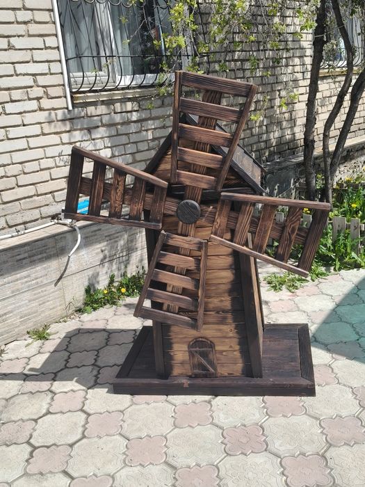 Продам  мельницу декор для сада
