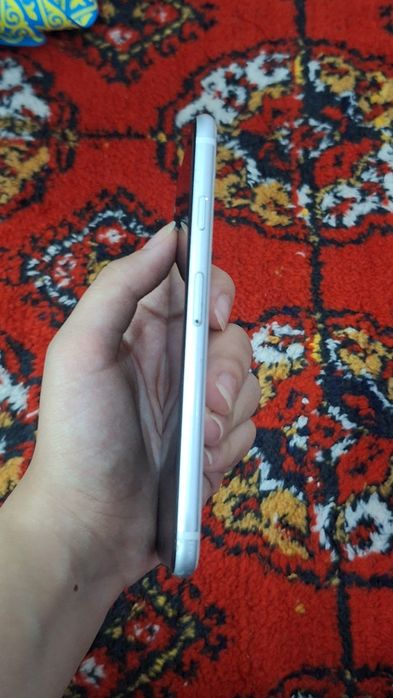 iPhone Se на запчасти