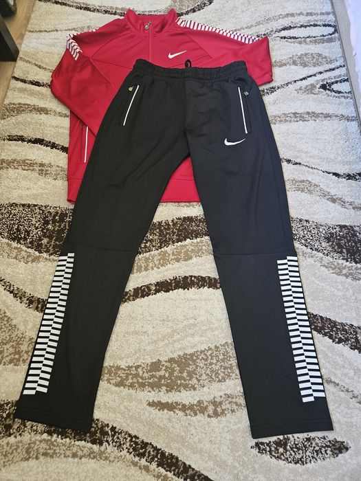 NIKE XL Мъжки спортен комплект червено/Бордо и черно