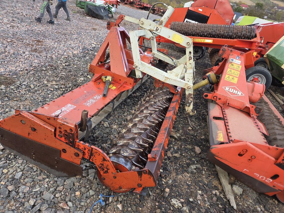 Freza Grapa Rotativa Kuhn HRB 401D 4m