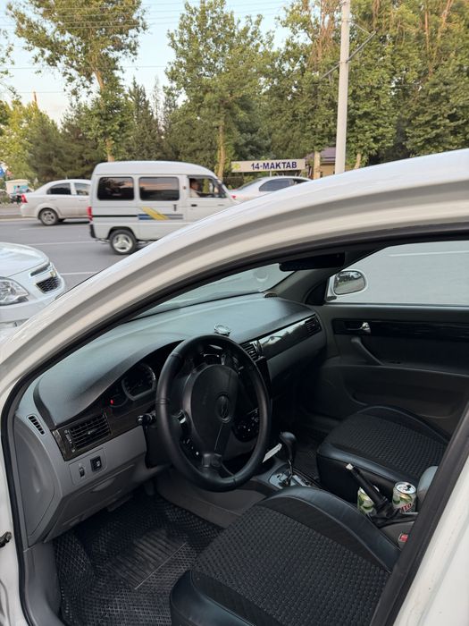 Lacetti lasetti 2013 1.6 avtamat
