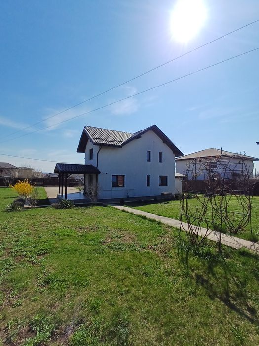 Casă P+E 2018, mobilată complet, teren 1500 mp – Valea Lupului