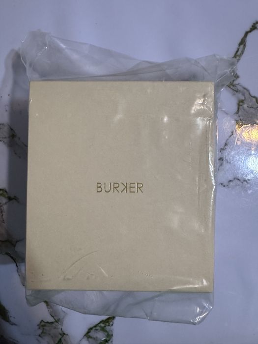 Продам часы Burker