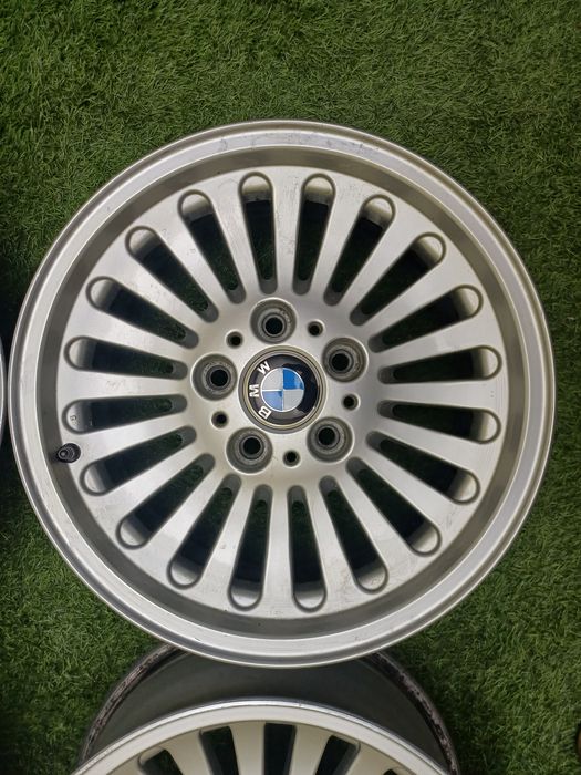 Диски R16 5x120 (Стиль 33) на BMW Е39, Е38, Е34
