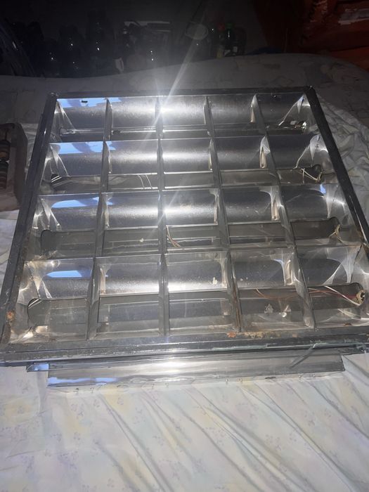 Светильник потолочный