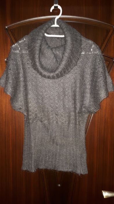 Женская безрукавка р.М.L.XL.