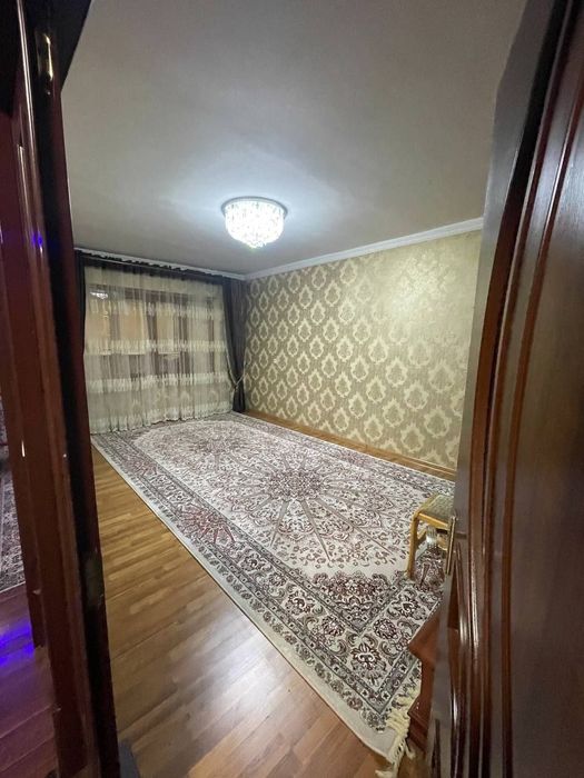 77 серияли дом,
Барча жихозлари би