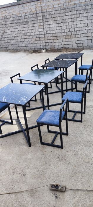 Стол в стиле лофт