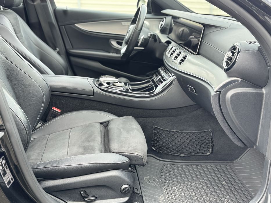 Mercedes Benz E400 CDI 4MATIC 2019 AMG PAKET