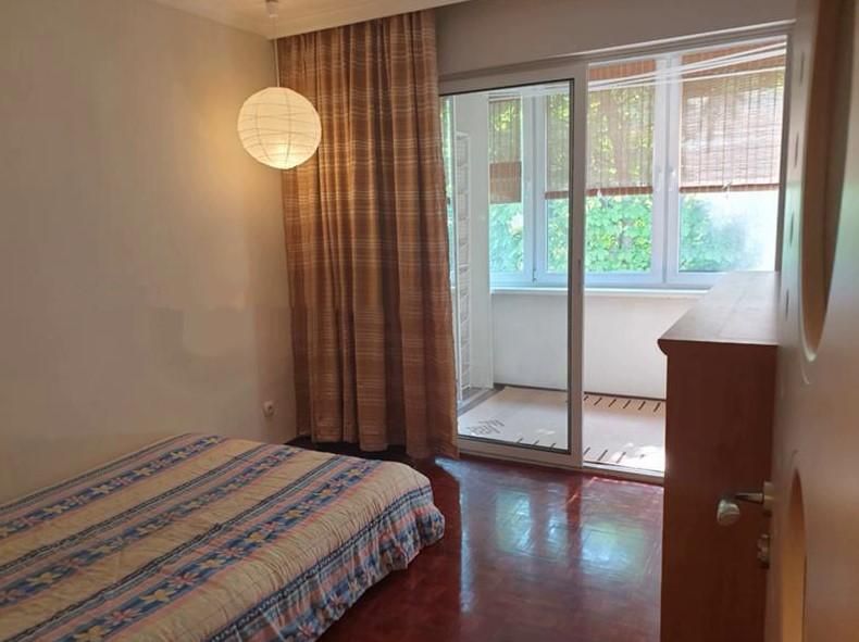 Дава се под наем Двустаен апартамент в София, Лозенец - 56 кв.м за 650 € - Снимка #2