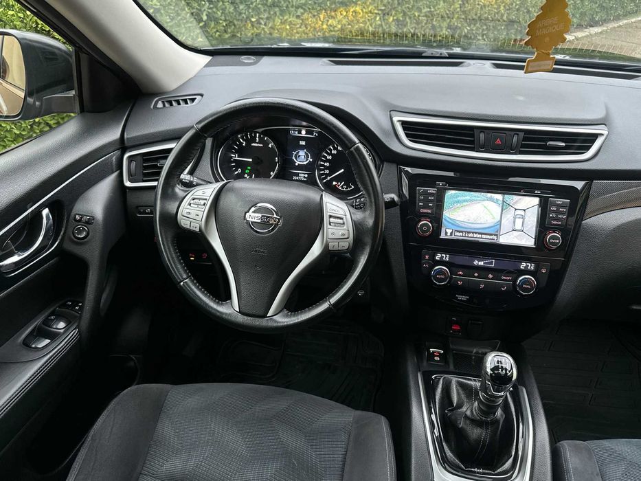 NISSAN X-Trail 4x4 an 2016 -7 LOCURI-1,6 Diesel-Extra Dotari-CA NOUA‼️