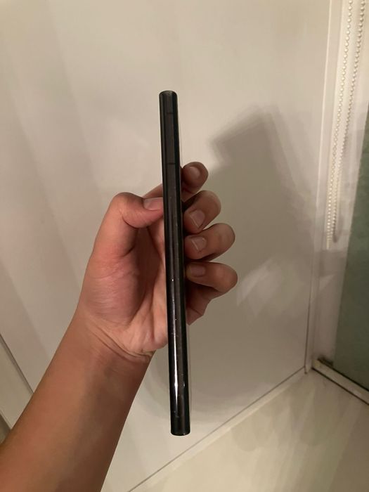 Продам Samsung s22 ultra 8/128