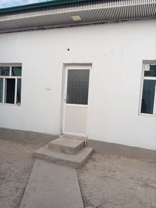 Продаётся дом в янгиобод