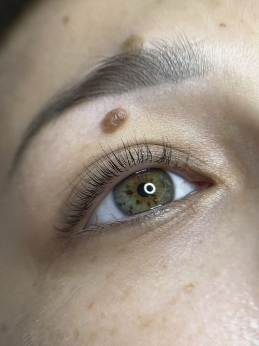 Ламинирование ресниц и бровей