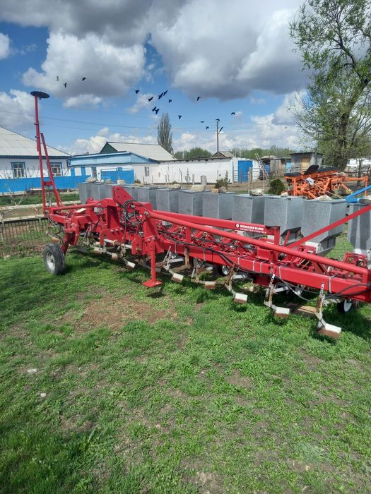 Продам сеялка. 12рядный