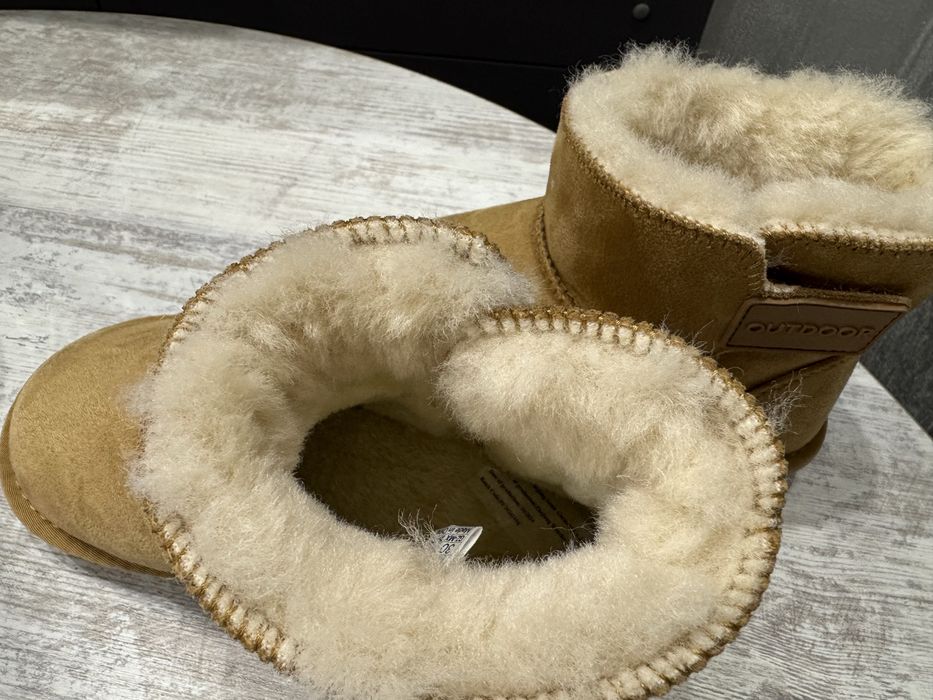 Продам детские угги. Новые!