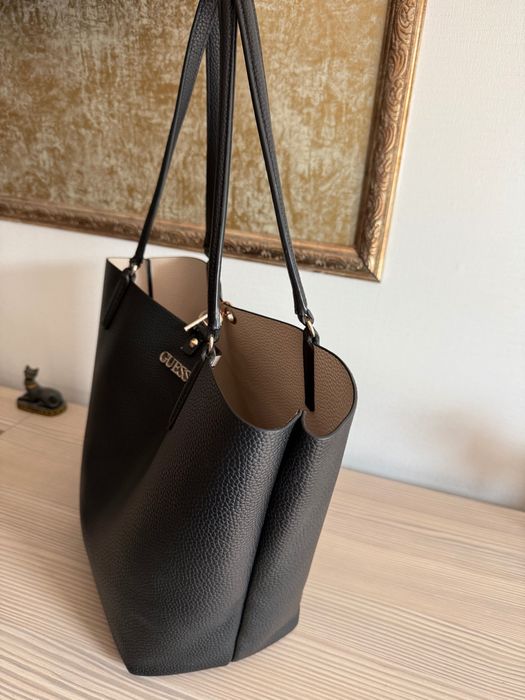 Geantă Guess cu două fețe