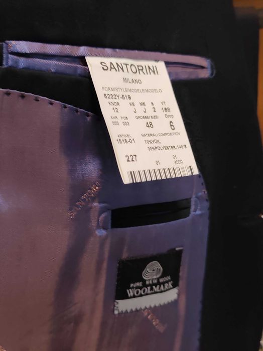 Продам итальянский мужской черный классический костюм 48 размер новый