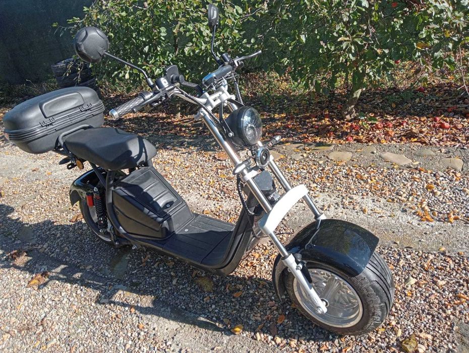 Scuter electric nou anul fabr. 2025 carte RAR inmatriculat ofer fiscal