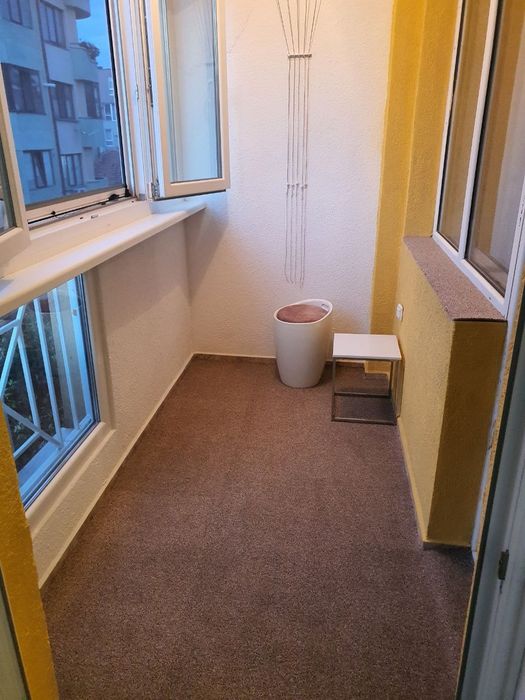 Дава се под наем Тристаен апартамент в с. Левски, Област Варна - 70 кв.м за 663 € - Снимка #13