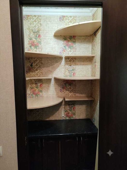 Продам 3 комн. кв., район 3 гор. больницы