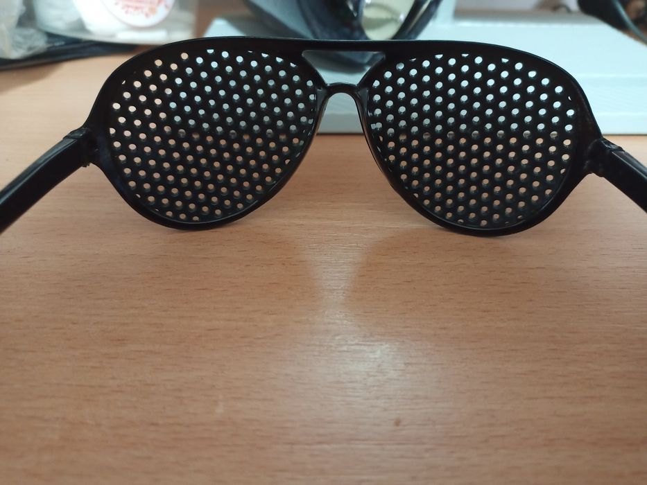 Очки тренажеры для глаз сетчатые