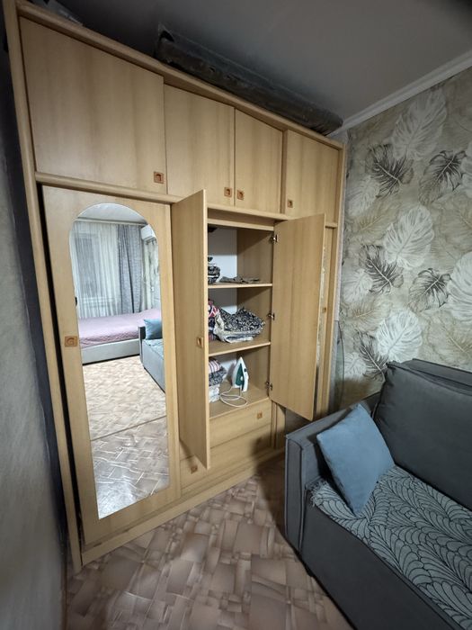 Продается плательный шкаф
