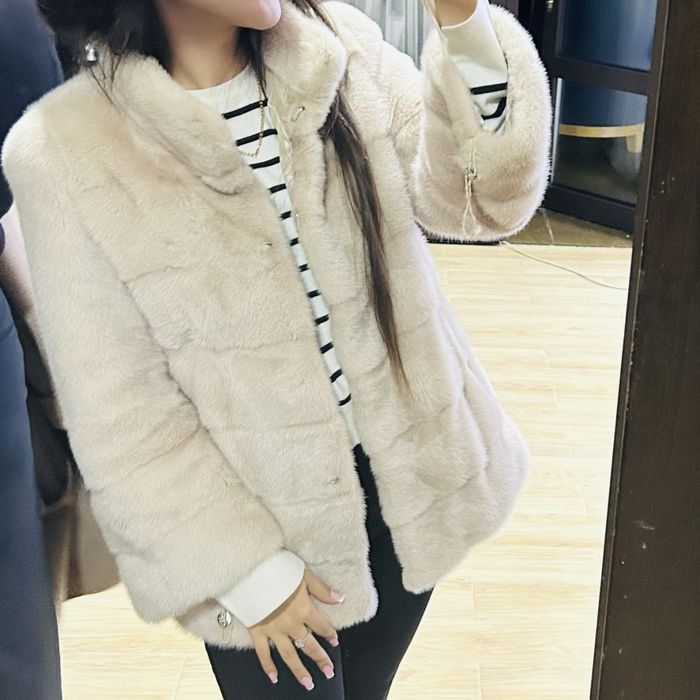 Продам норковую шубу