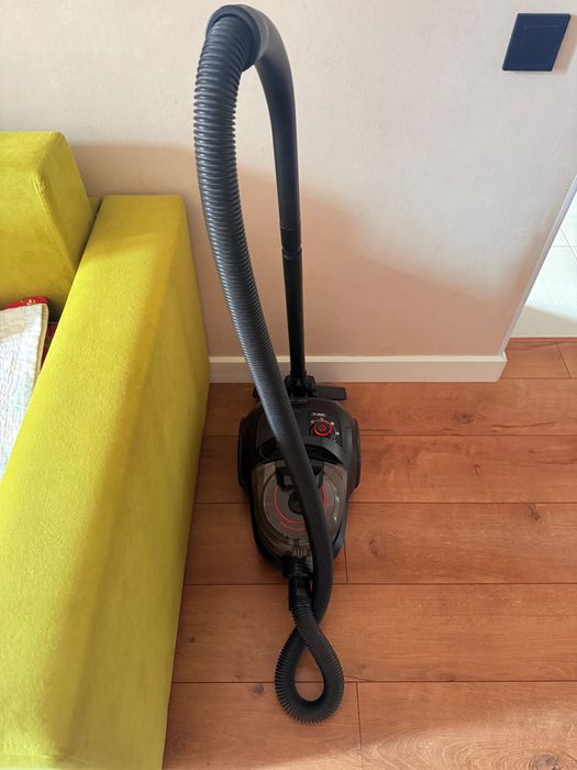 Пылесос BOSCH serie 4, pro power