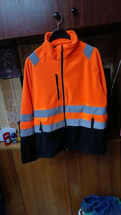 Сигнален суитшърт