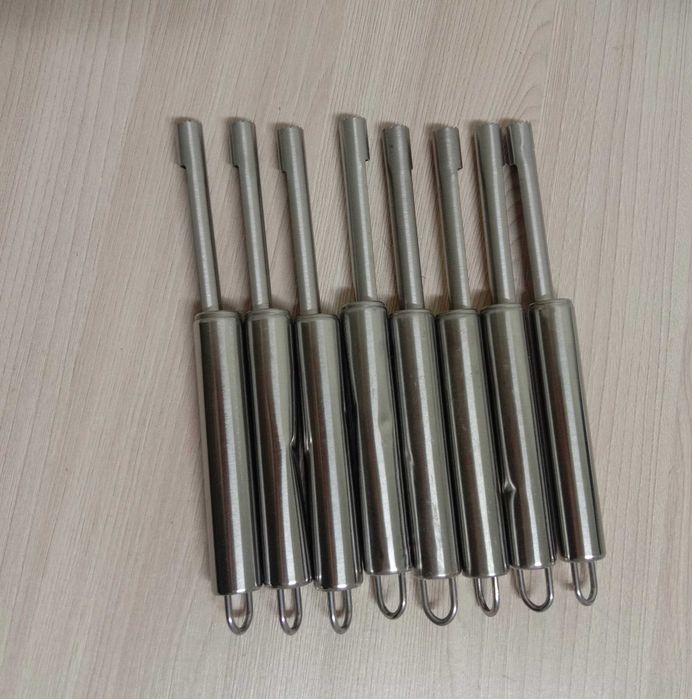 Нож для чистки ягод