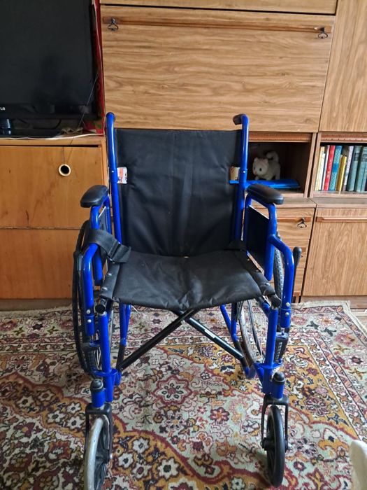 Инаалидная коляска