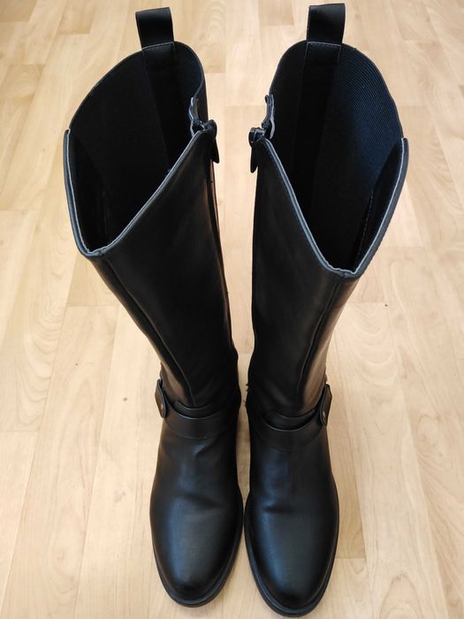 ботуши,боти,маратонки,кецове,обувки