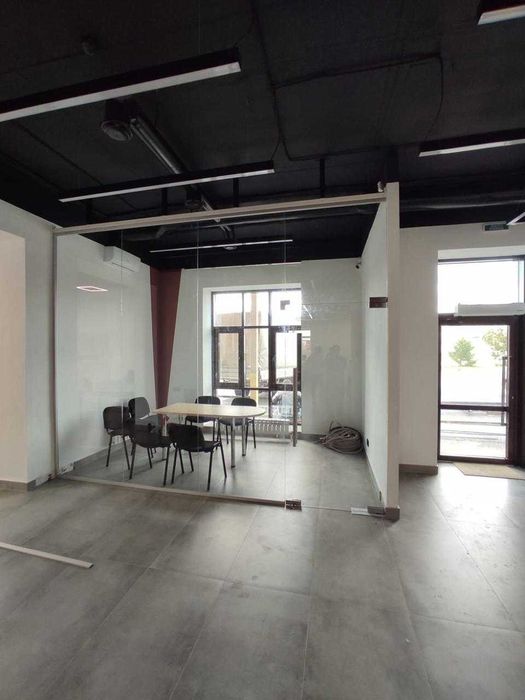 Офисные перегородки цельностеклянные