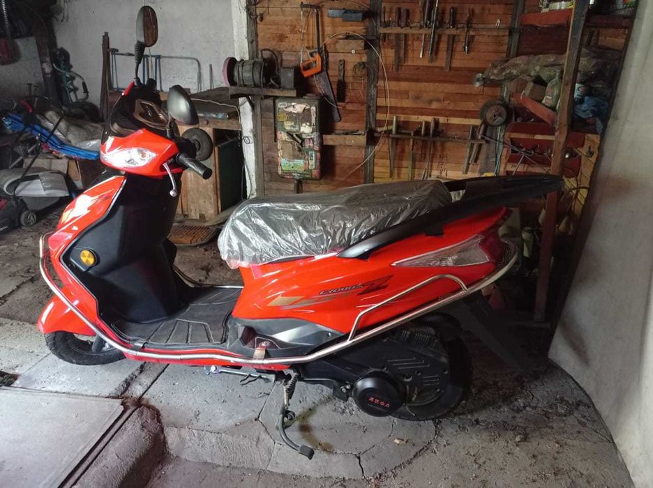 Продам новый мопед