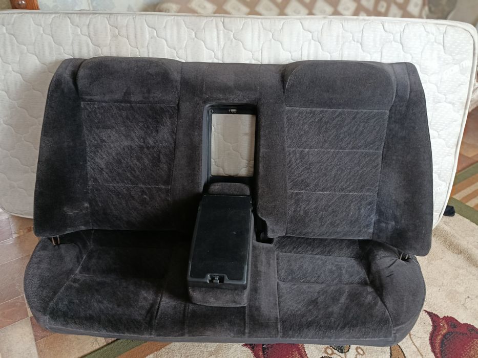 Продам сиденье на toyota windom