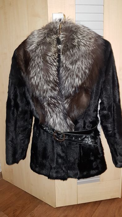 Продаю полушубок торг