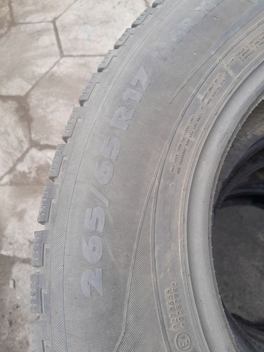 Срочно продам шины Нокиан 265/65/17