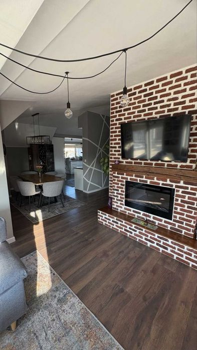 Продава се Тристаен апартамент в Пловдив, Кючук Париж - 230 кв.м за 964 €/кв.м - Снимка #2