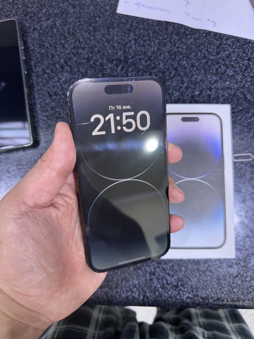 iphone 14 pro pamit 128g holati yahwi karopka dak bor oqip tel qlila