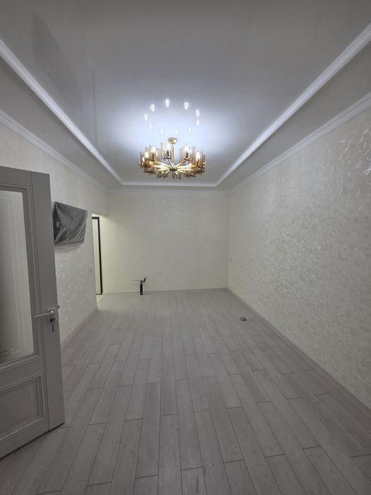 Срочно Продаю 1п  2 комнаты  Асалобод