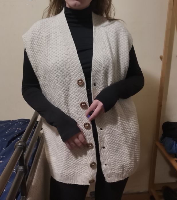 vesta/cardigan din lana