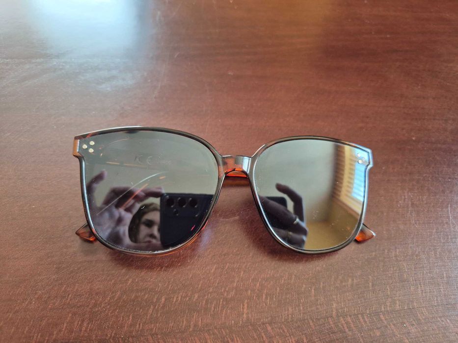 Луксозни слънчеви очила