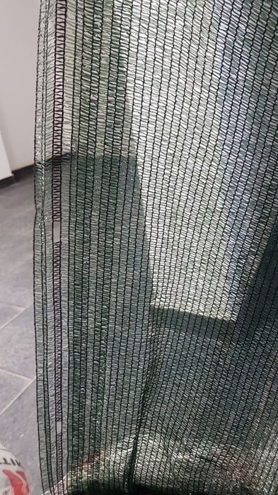 Plasa umbrire solarii/culturi 2x50m .Ochiuri prindere si protectie UV