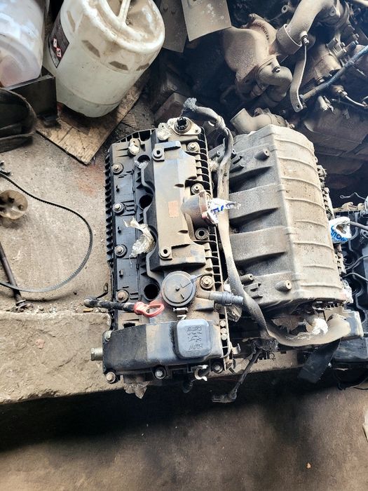 Двигатель N62 B44