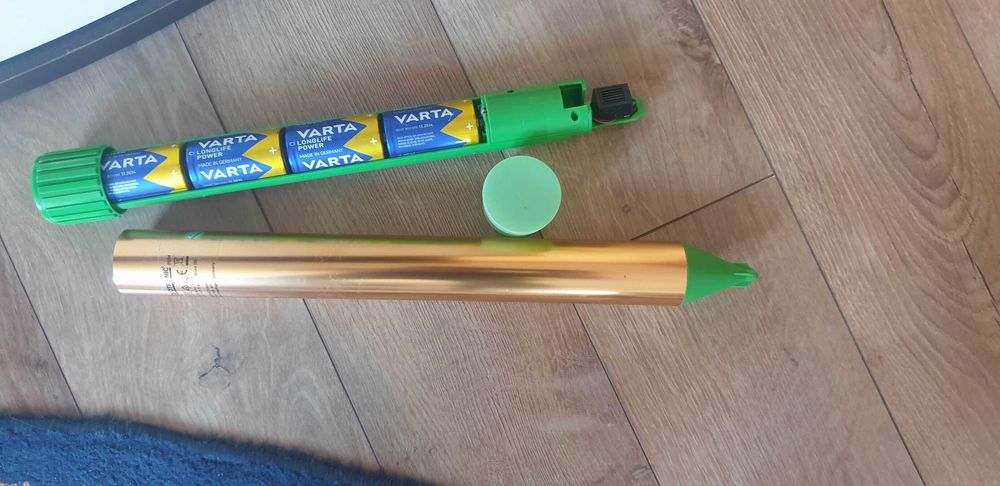 Aparat de Mare Putere Anti Cartite, Furnici, Soareci, 1250 mp, Vibratii puternice si sunet , Made in Germany