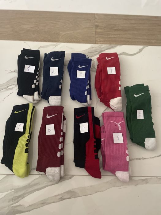 Продавам баскетболни чорапи Nike