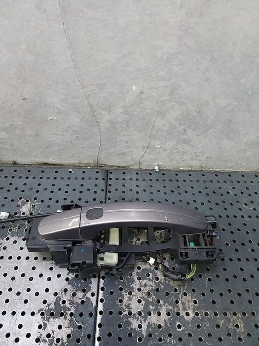 Maner usa dreapta fata ford focus 3 scurt bv6t14f302