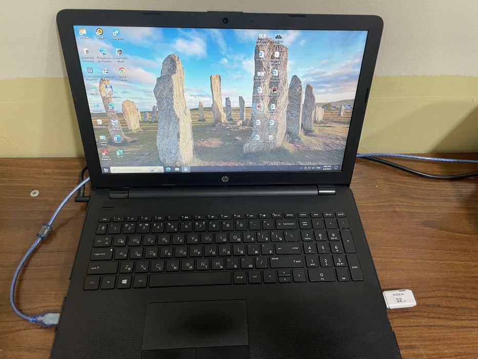 Noutbook Hp, Printer Canon LBP 2900, Klaviatura-mishka simsiz, kovrik.